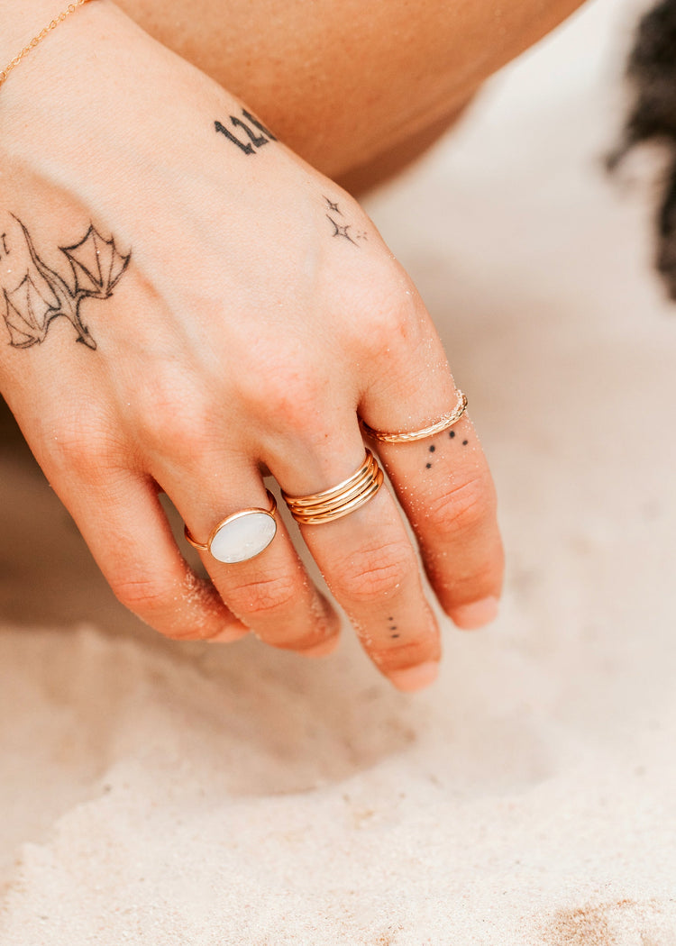 Glisten Ring