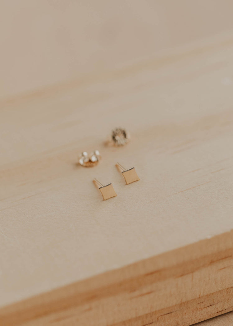 Sparkle Studs